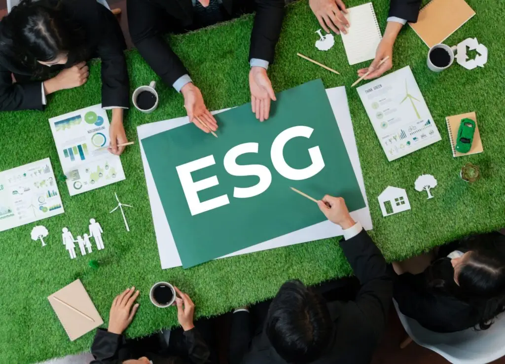 Sức ép ESG của doanh nghiệp đến từ đâu?